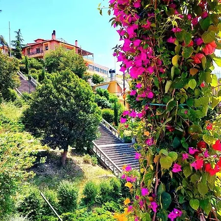 193 Urban Apartment Patras